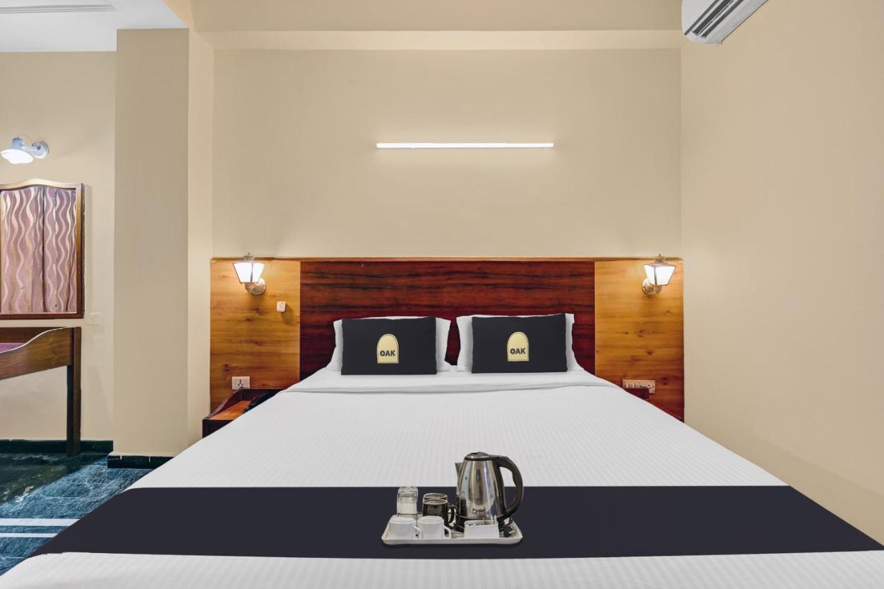 Super Townhouse Oak Hotel Belsons Taj Mahal Secundurabad Buitenkant foto