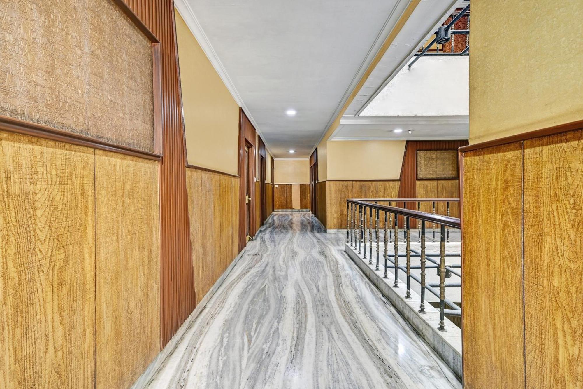 Super Townhouse Oak Hotel Belsons Taj Mahal Secundurabad Buitenkant foto