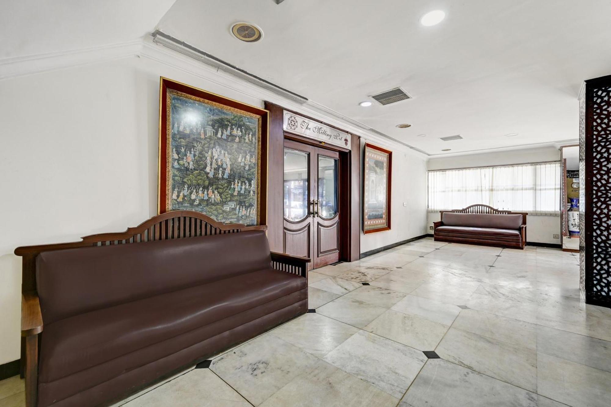Super Townhouse Oak Hotel Belsons Taj Mahal Secundurabad Buitenkant foto